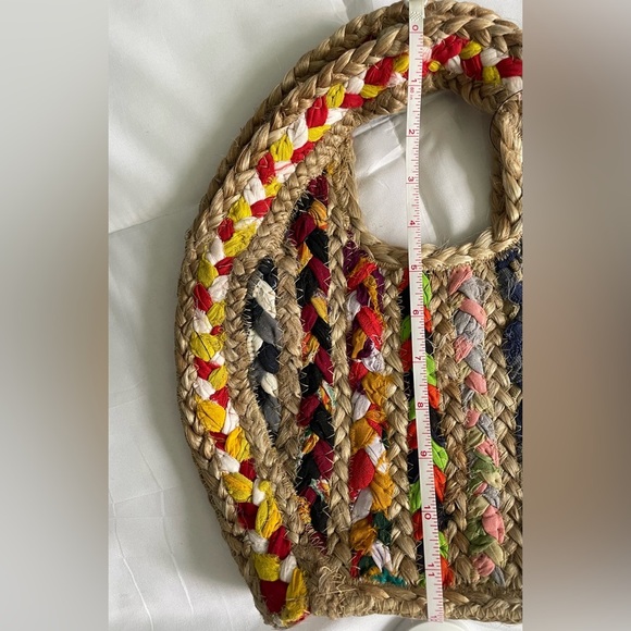 NWT Colorful Woven Raffia Tote Bag - Picture 2 of 4